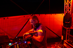 2024_Waikiki-Beachparty_11